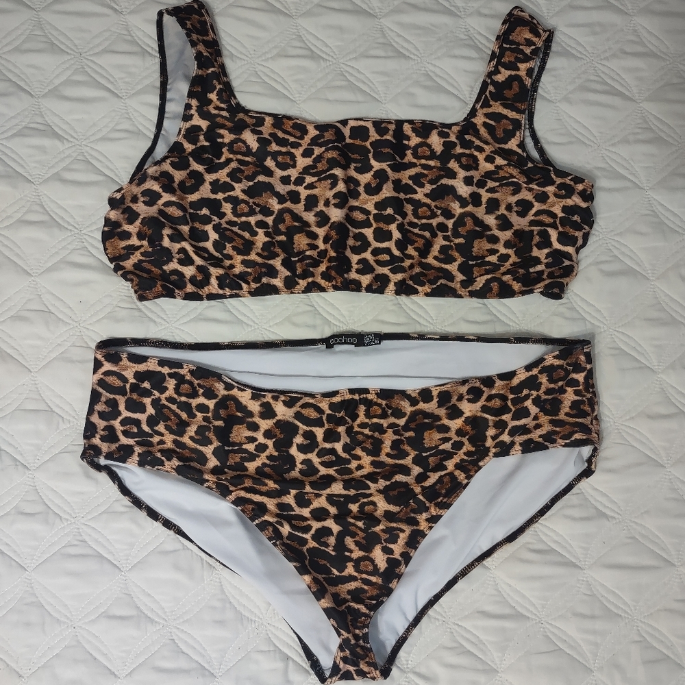 boohoo leopard swimsuit